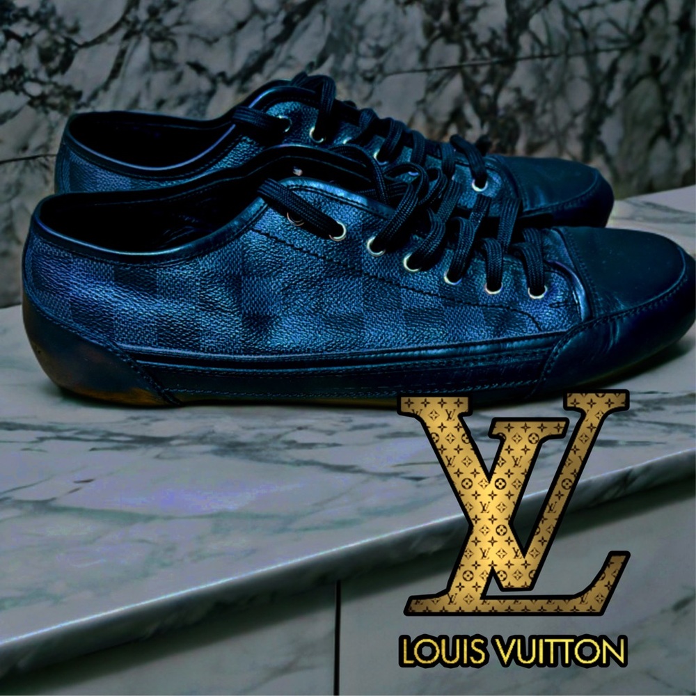 Louis Vuitton Damier Graphite Low-Top Sneakers (Size 11) 🔥Cert. Authentic🔥